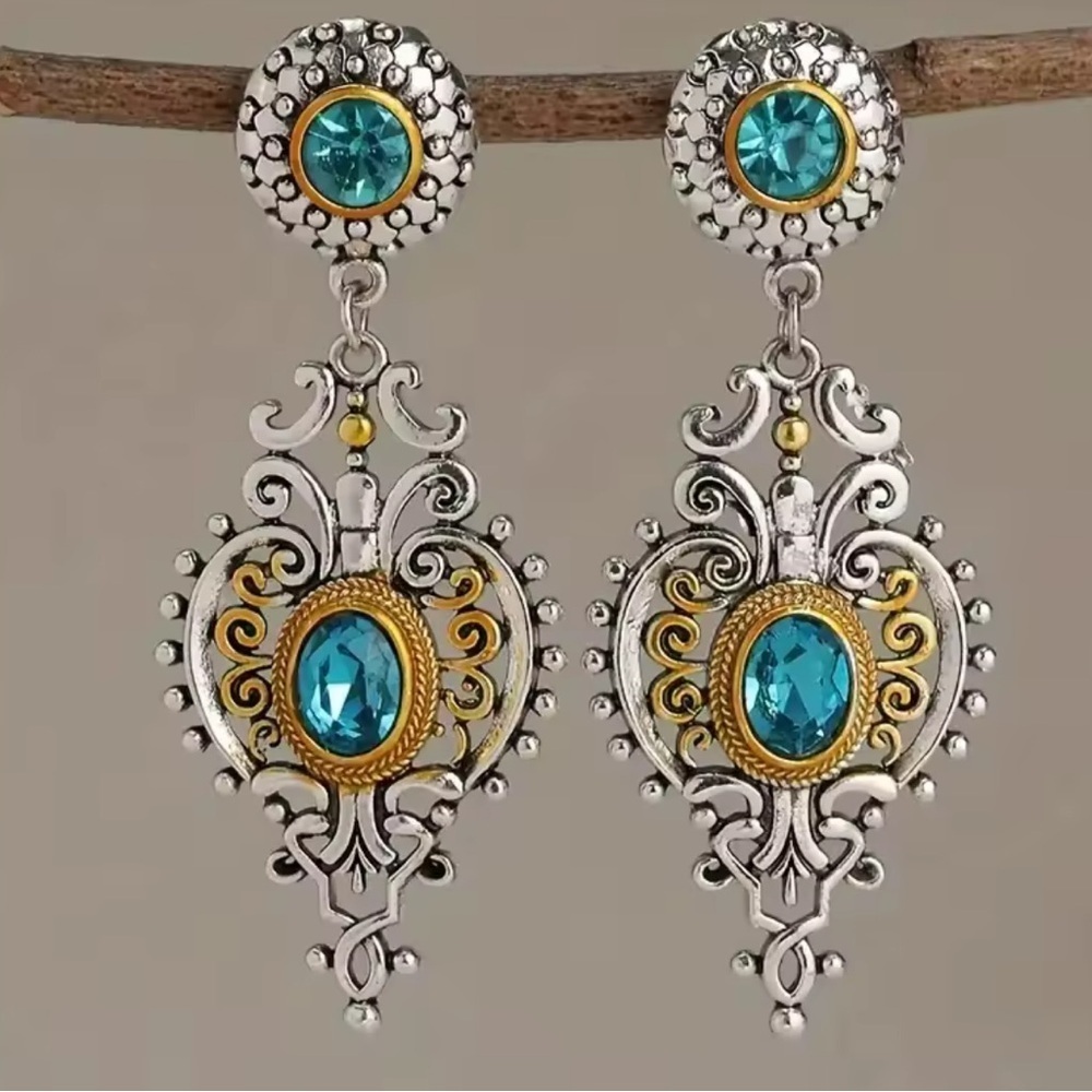 Victorian Blue Crystal Silver Drop Earrings - Picture 1 of 6